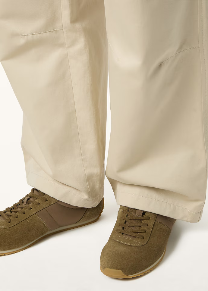 Fast Walk Sneaker