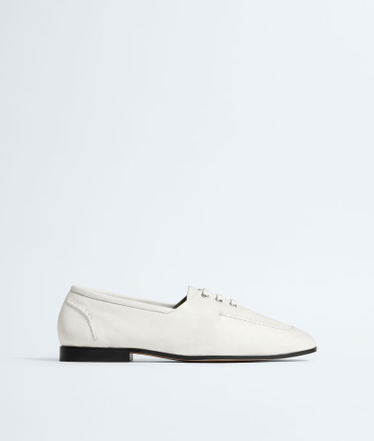 Gino Lace-Up Shoe