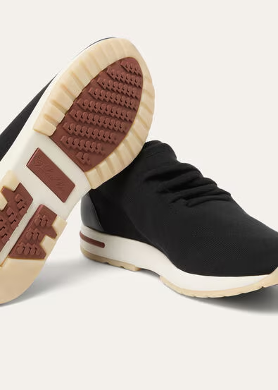 The Gift of Kings® 360 LP Flexy Walk Sneaker