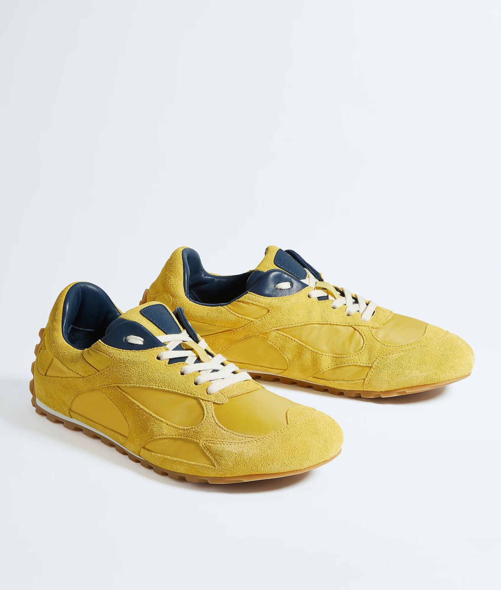 Orbit Flash Sneaker