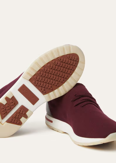 The Gift of Kings® 360 LP Flexy Walk Sneaker