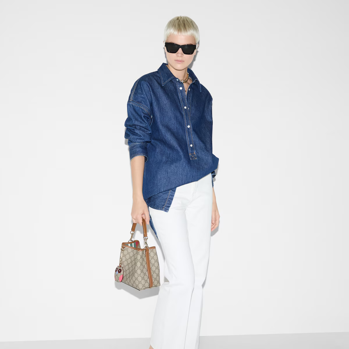 GG EMBLEM MINI BUCKET BAG