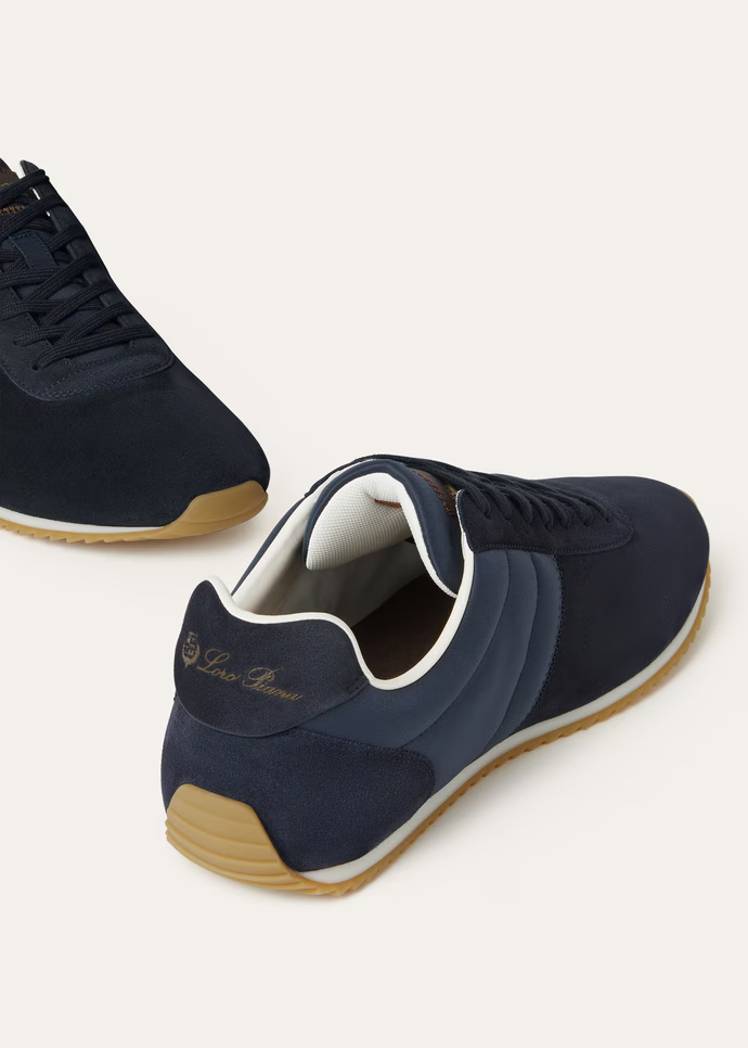 Fast Walk Sneaker