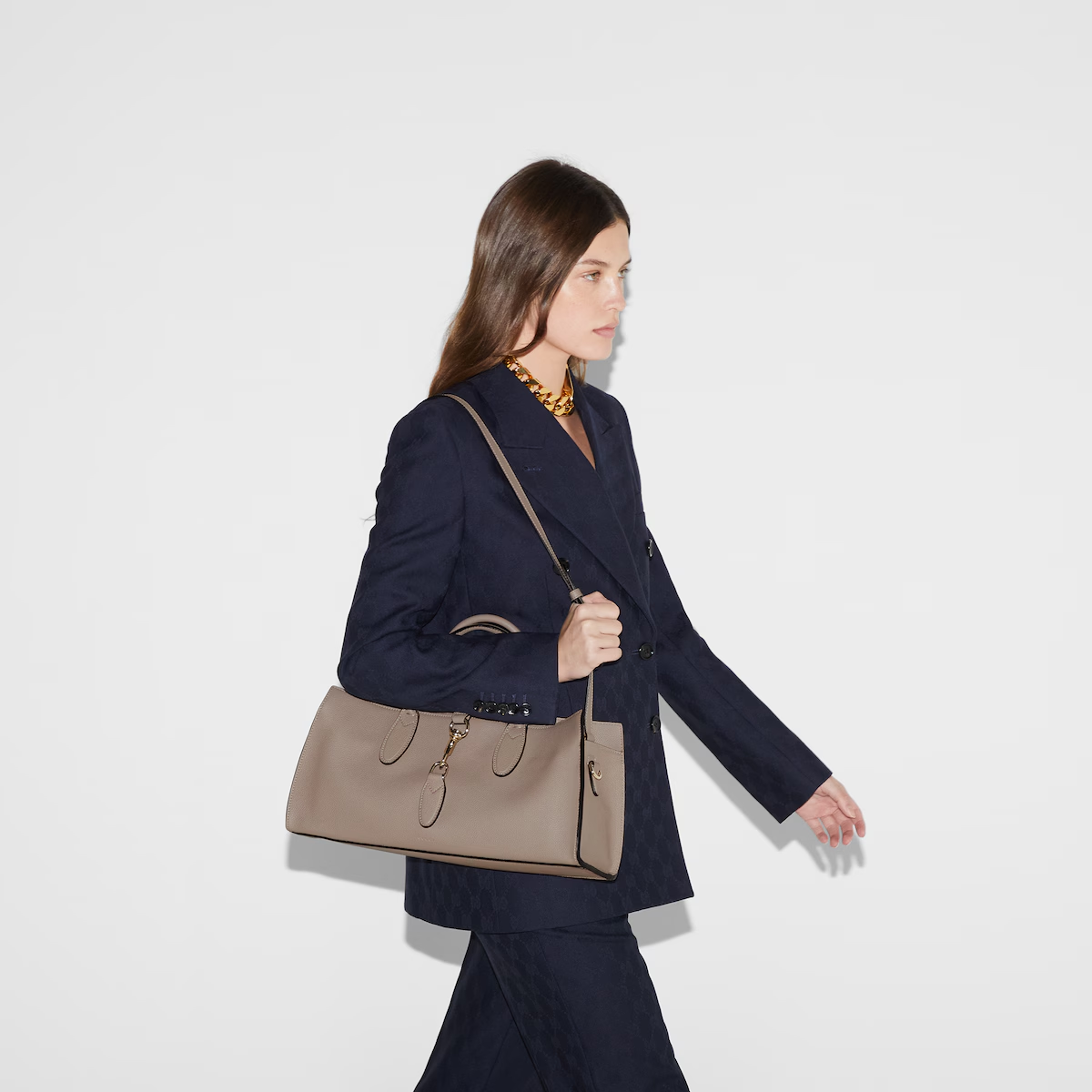 MEDIUM TOTE BAG WITH HOOK CLOSURE