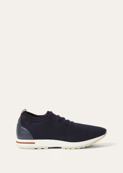 The Gift of Kings® 360 LP Flexy Walk Sneaker