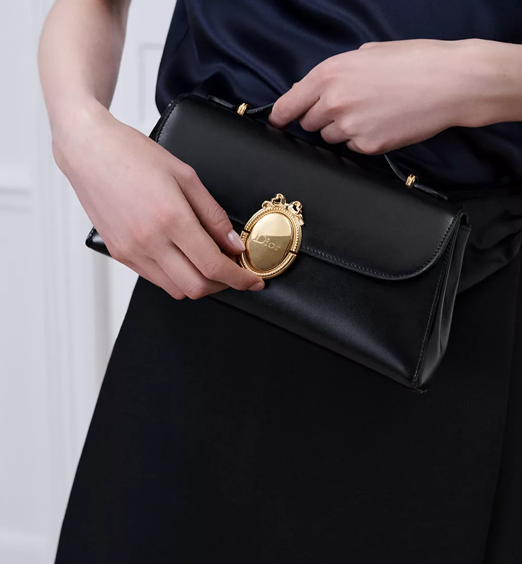 Dior Médaillon Pouch