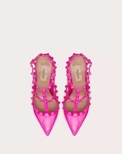 ROCKSTUD ANKLE STRAP PATENT-LEATHER PUMP WITH TONAL STUDS 100 MM