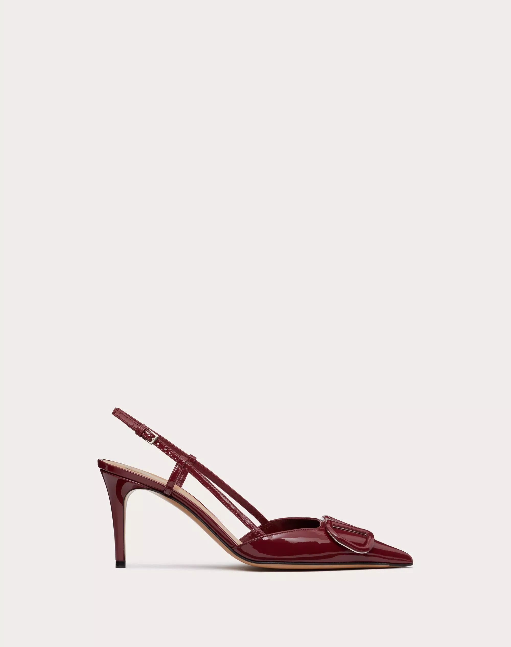 VLOGO SIGNATURE PATENT LEATHER SLINGBACK PUMP 80MM / 3.15 IN.