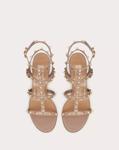 ROCKSTUD CALFSKIN ANKLE STRAP SANDAL 60 MM