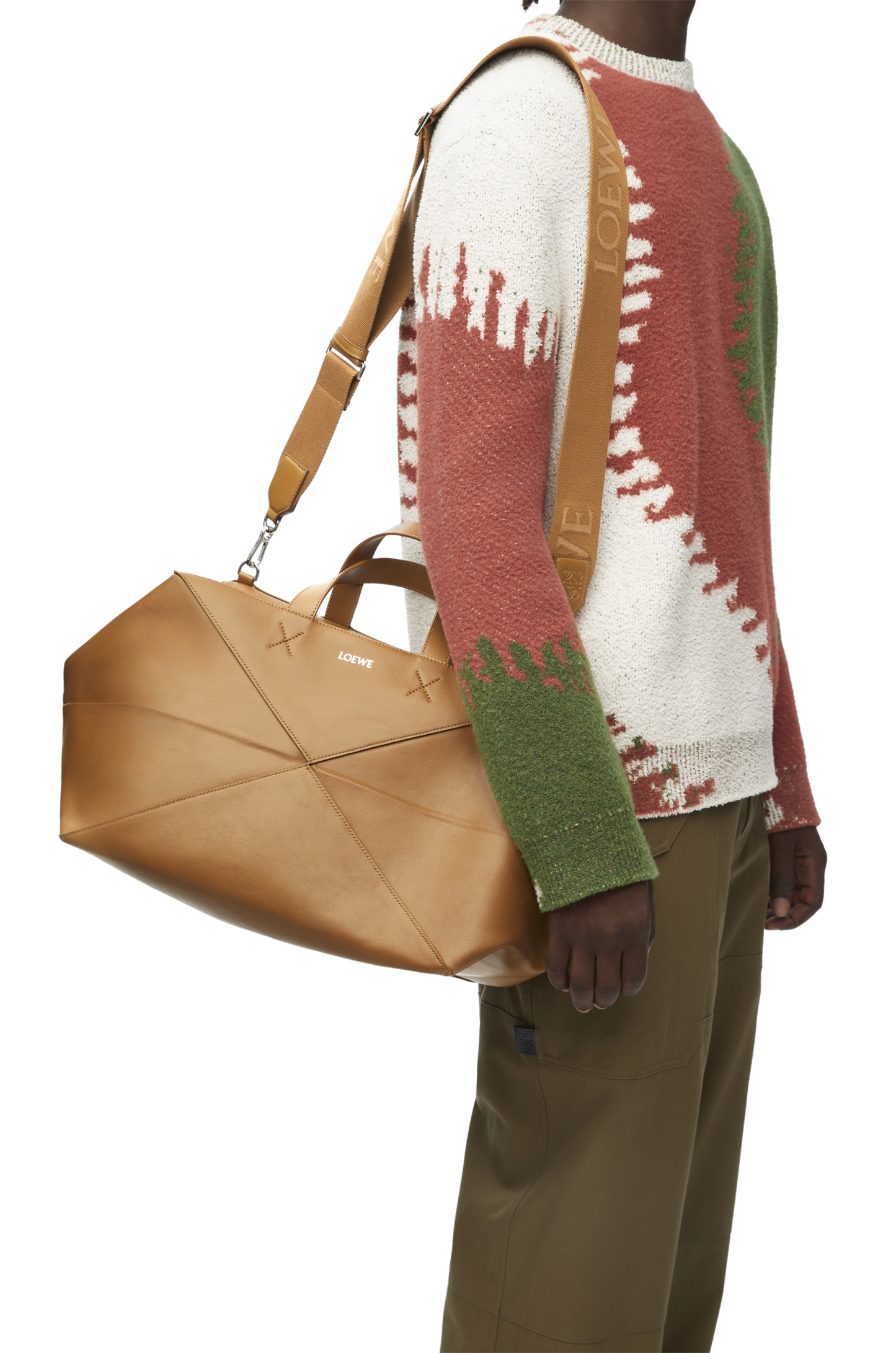 Medium Puzzle Fold duffle in shiny calfskin