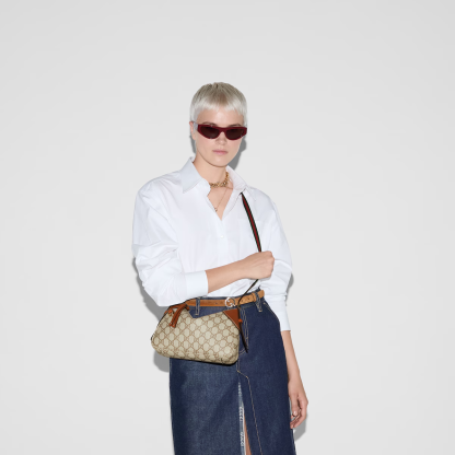 GG EMBLEM SMALL SHOULDER BAG