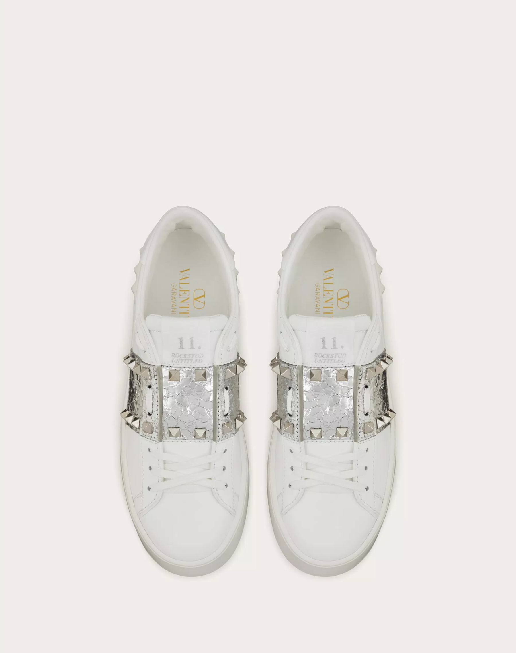 ROCKSTUD UNTITLED FLATFORM SNEAKER IN CALFSKIN WITH METALLIC CRACKLE-EFFECT BAND
