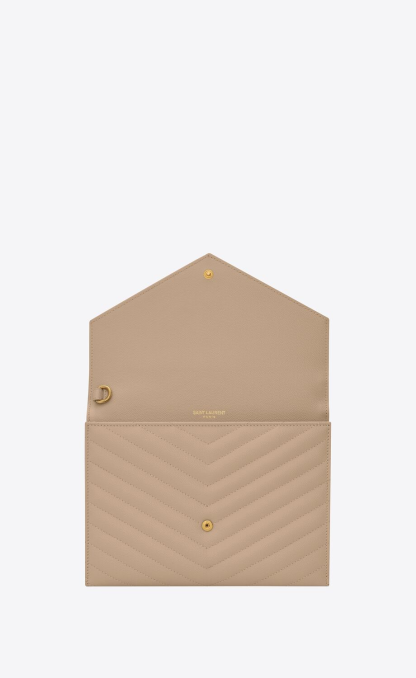 CASSANDRE MATELASSÉ FLAP POUCH IN QUILTED GRAIN DE POUDRE EMBOSSED LEATHER