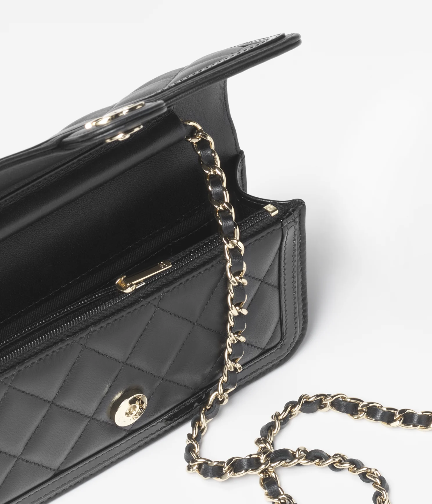 FLAP PHONE HOLDER WITH CHAIN