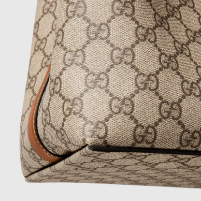 GG EMBLEM SMALL SHOULDER BAG