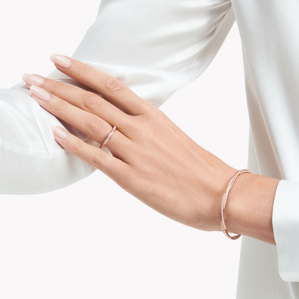 Spiral Pavé Diamond Band