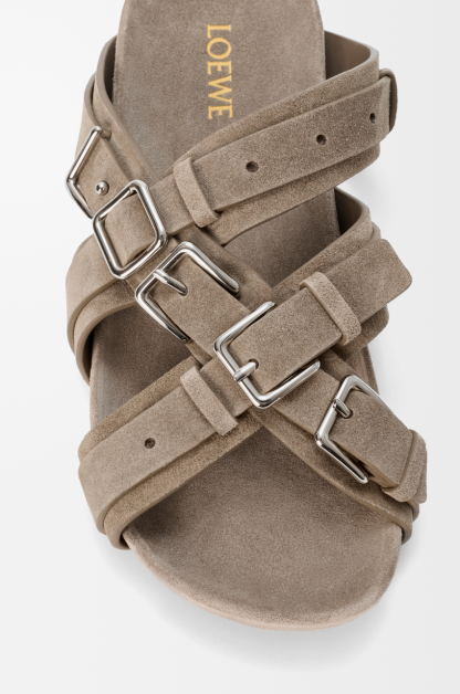 Type Fussbett sandal in suede calfskin