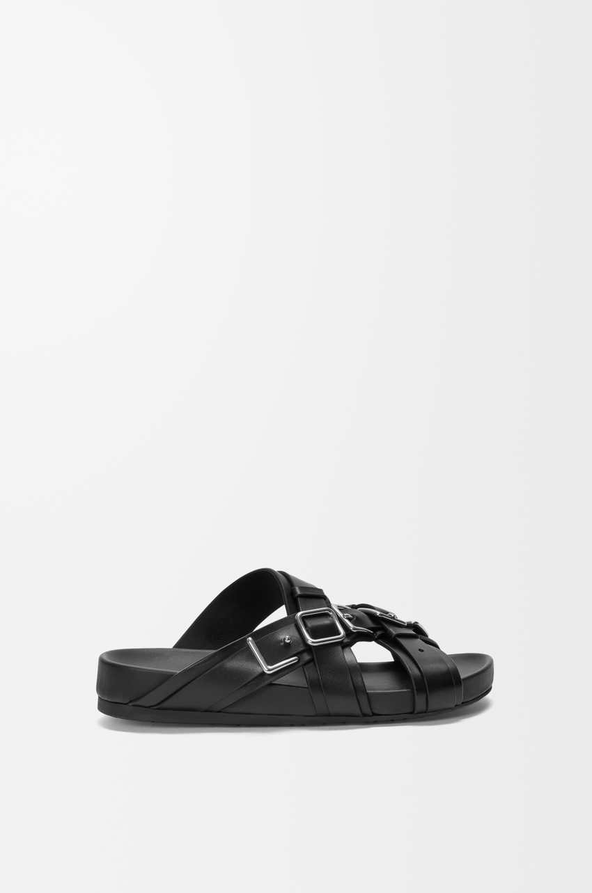 Type Fussbett sandal in vegetable-tanned calfskin