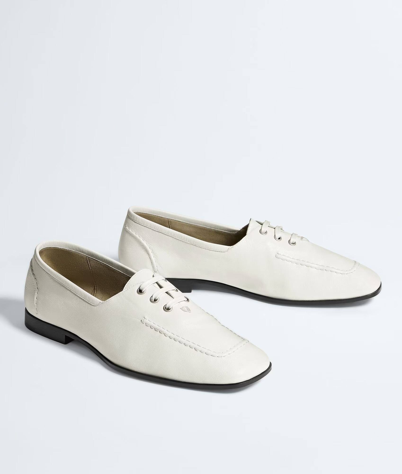 Gino Lace-Up Shoe