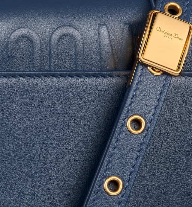 30 MONTAIGNE EAST-WEST BAG WITH CHAIN