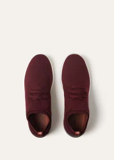 The Gift of Kings® 360 LP Flexy Walk Sneaker
