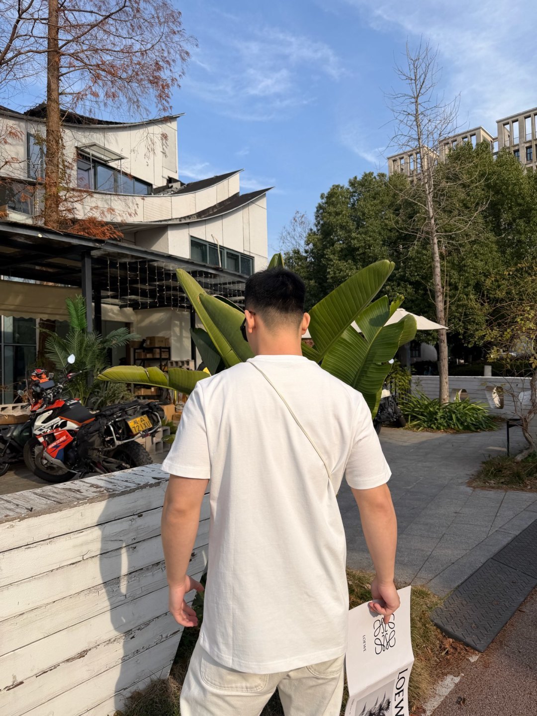 モンクラーパッチロゴ半袖