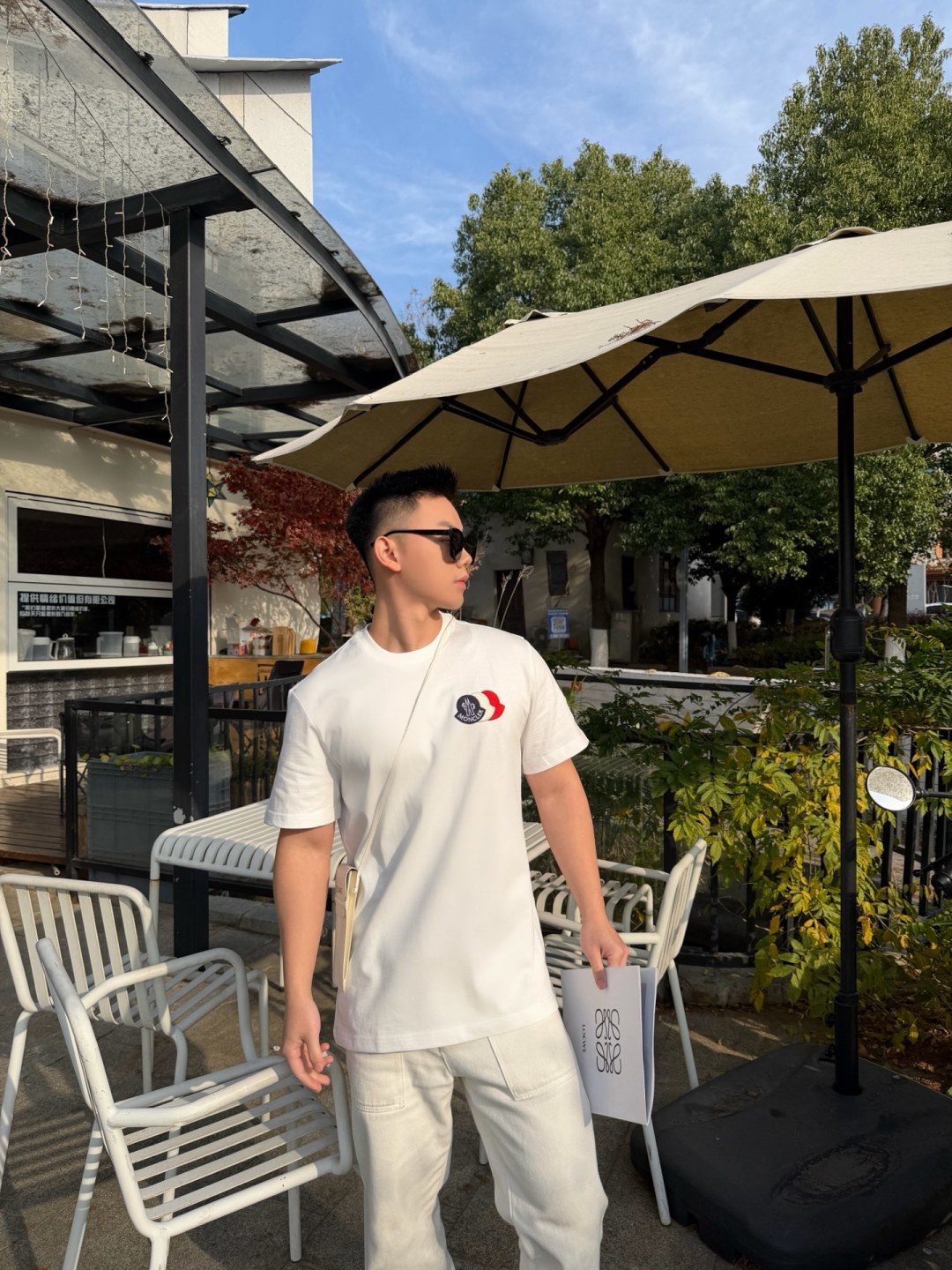 モンクラーパッチロゴ半袖