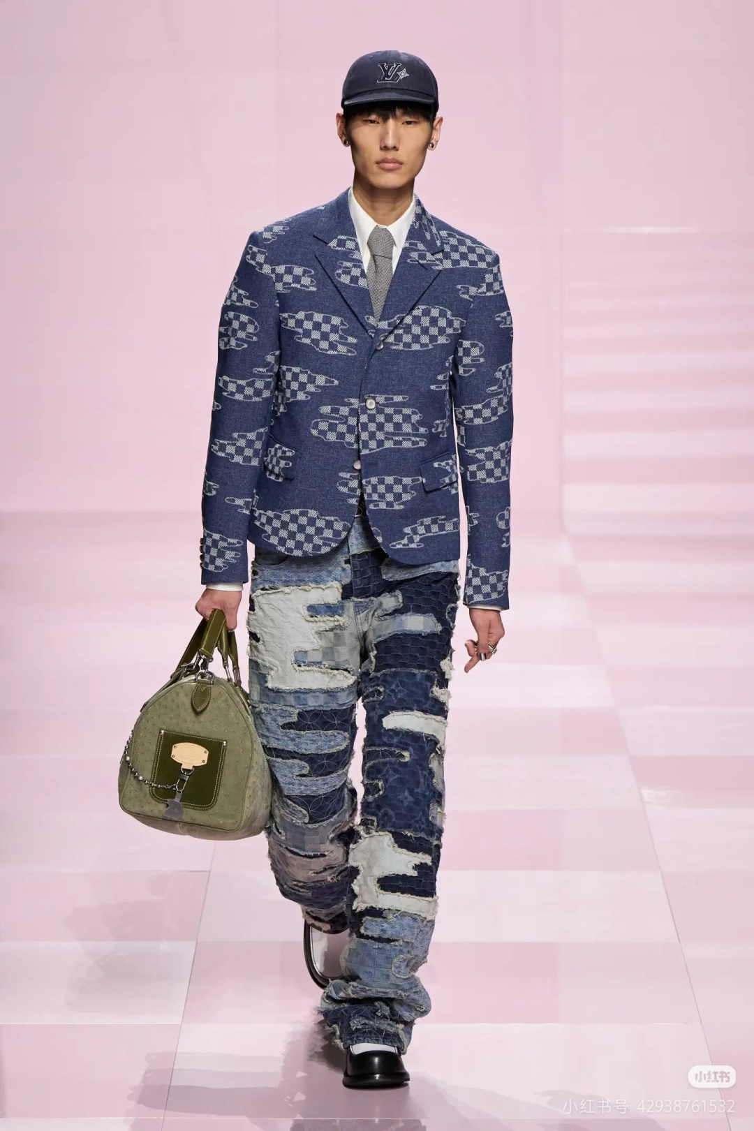 ルイ・ヴィトン エレメンタルジャカード ヘビーパッチワーク デストロストジーンズ