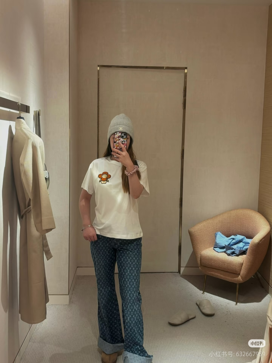 ルイ・ヴィトン 歯ブラシ刺繍人形Tシャツ