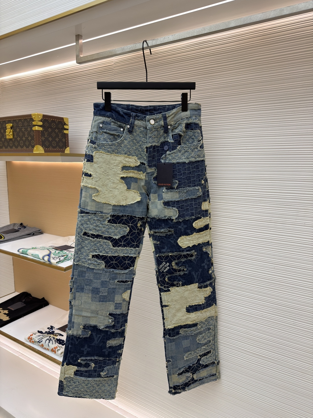 ルイ・ヴィトン エレメンタルジャカード ヘビーパッチワーク デストロストジーンズ