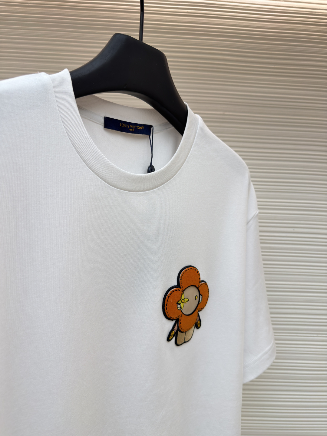 ルイ・ヴィトン 歯ブラシ刺繍人形Tシャツ