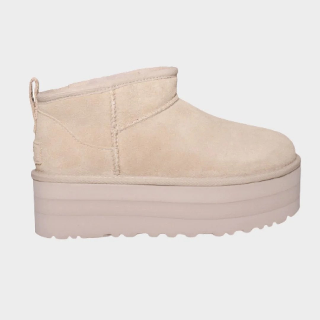 🔥2023秋冬シーズンに登場！❤️渡辺直美同項！UGG CLASSIC ULTRA MINI PLATFORM✨ 履き心地の良さとスタイルアップ効果を実現！