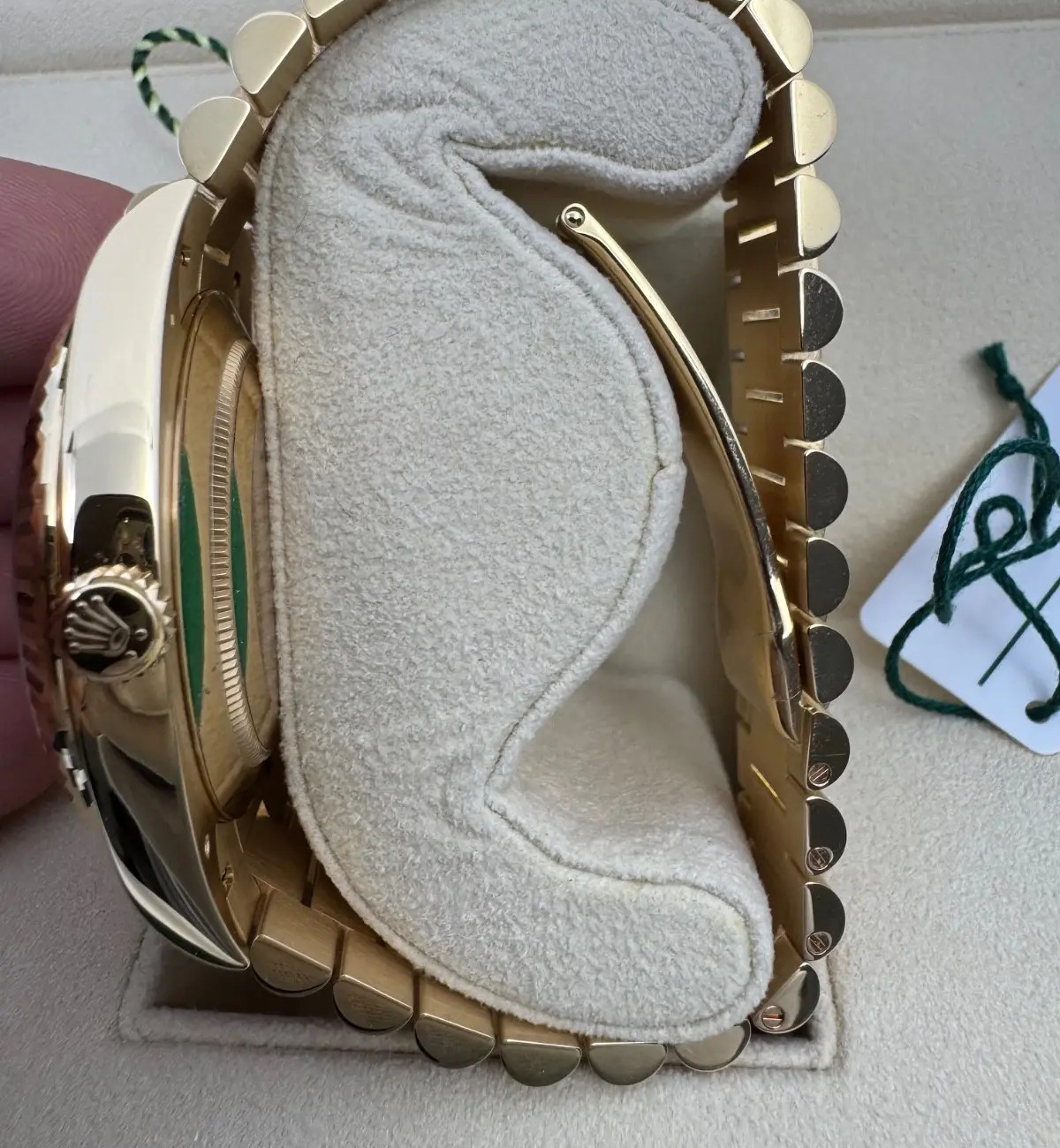 デイデイト 40 オイスター、40 mm、イエローゴールド リファレンス 228238