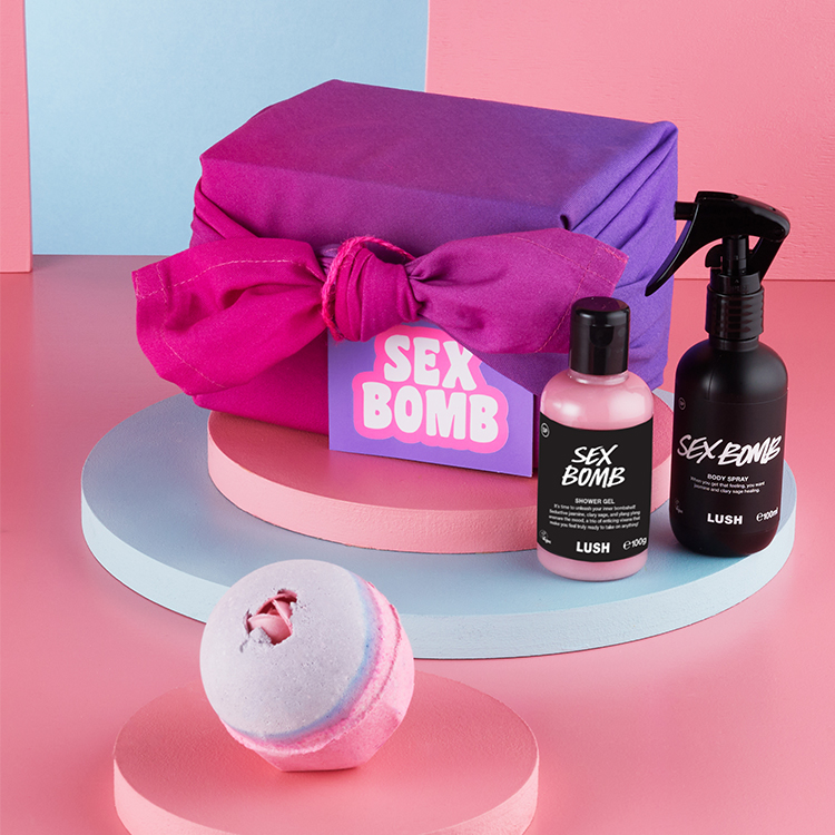 Lush Kitchen Sex on sale Bomb Shower Gel Bundle