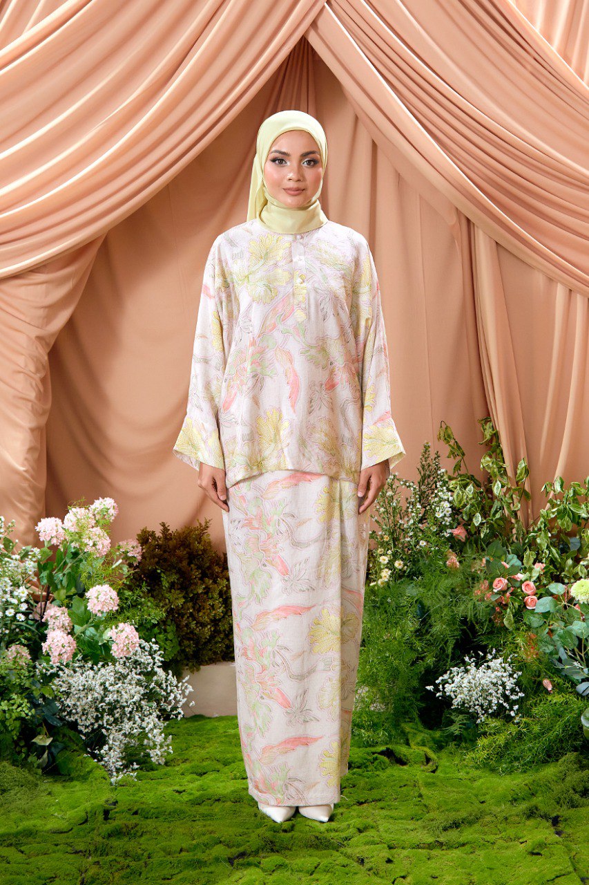 Kurung Aria (Preorder)