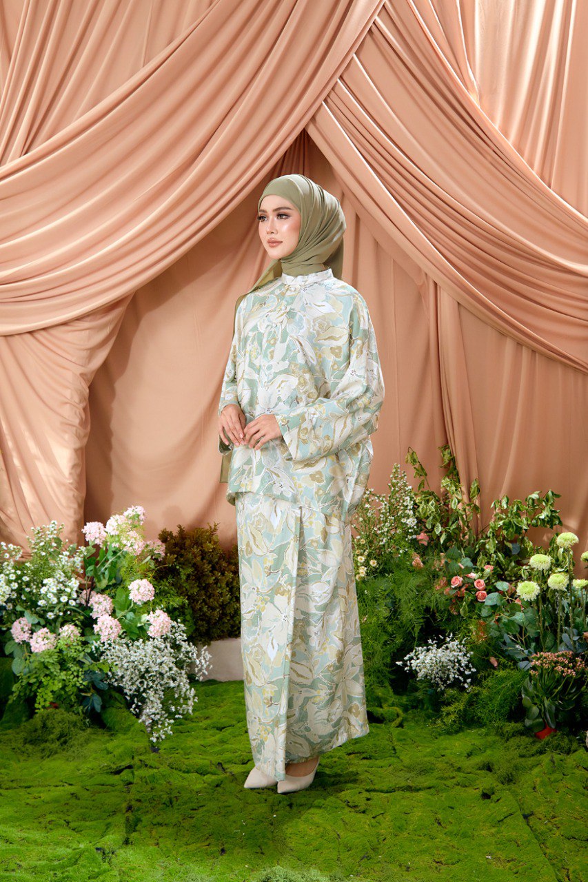 Kurung Aria (Preorder)