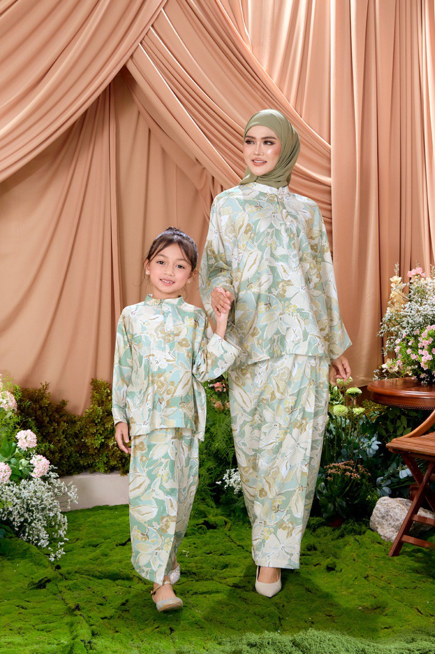 Kurung Aria (Preorder)