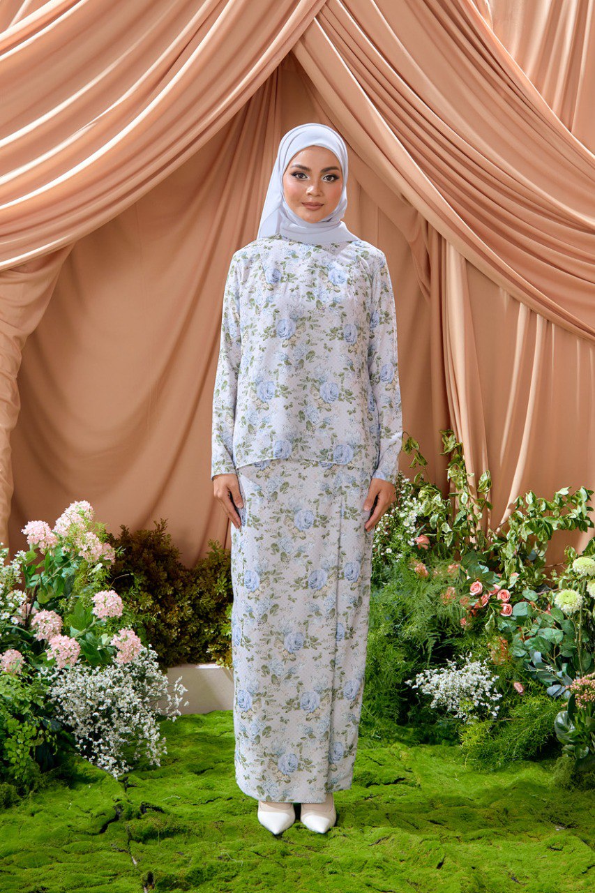 Kurung Azalea (Preorder)