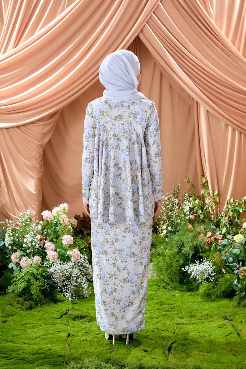 Kurung Azalea (Preorder)