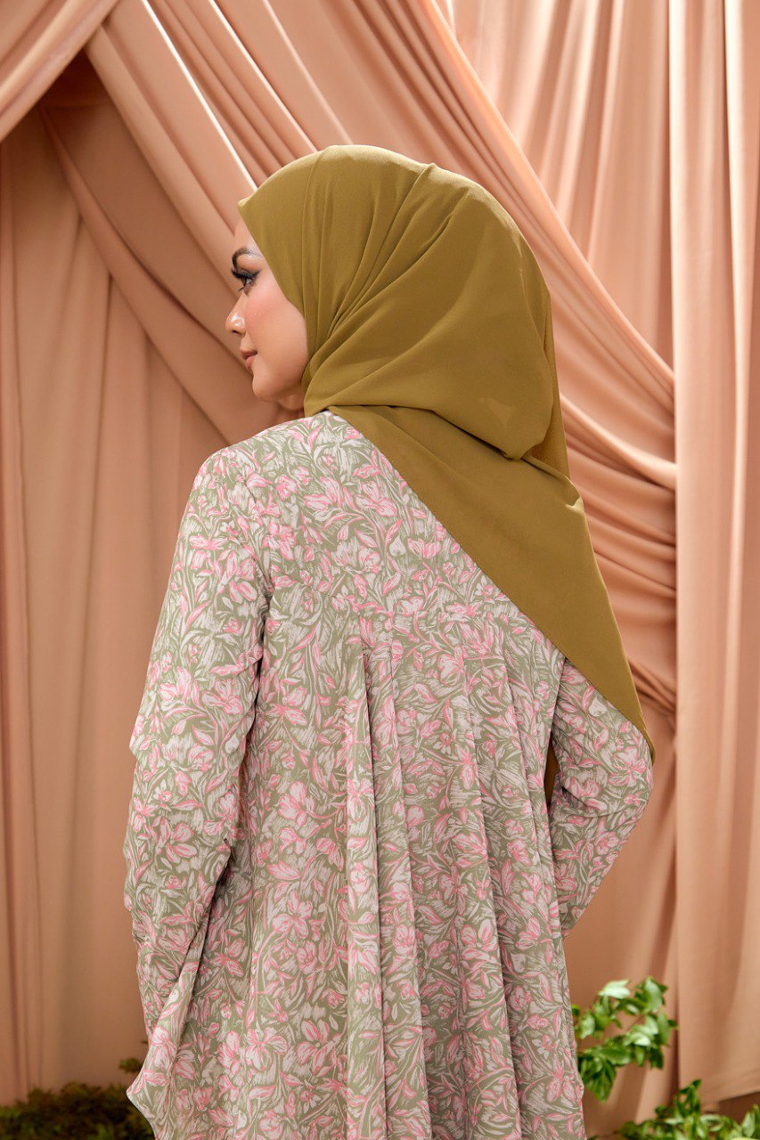 Kurung Azalea (Preorder)
