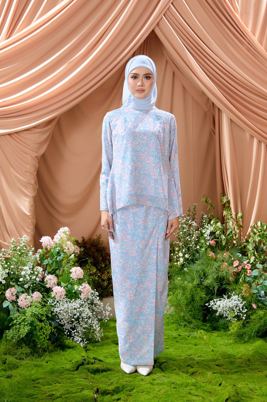 Kurung Azalea (Preorder)