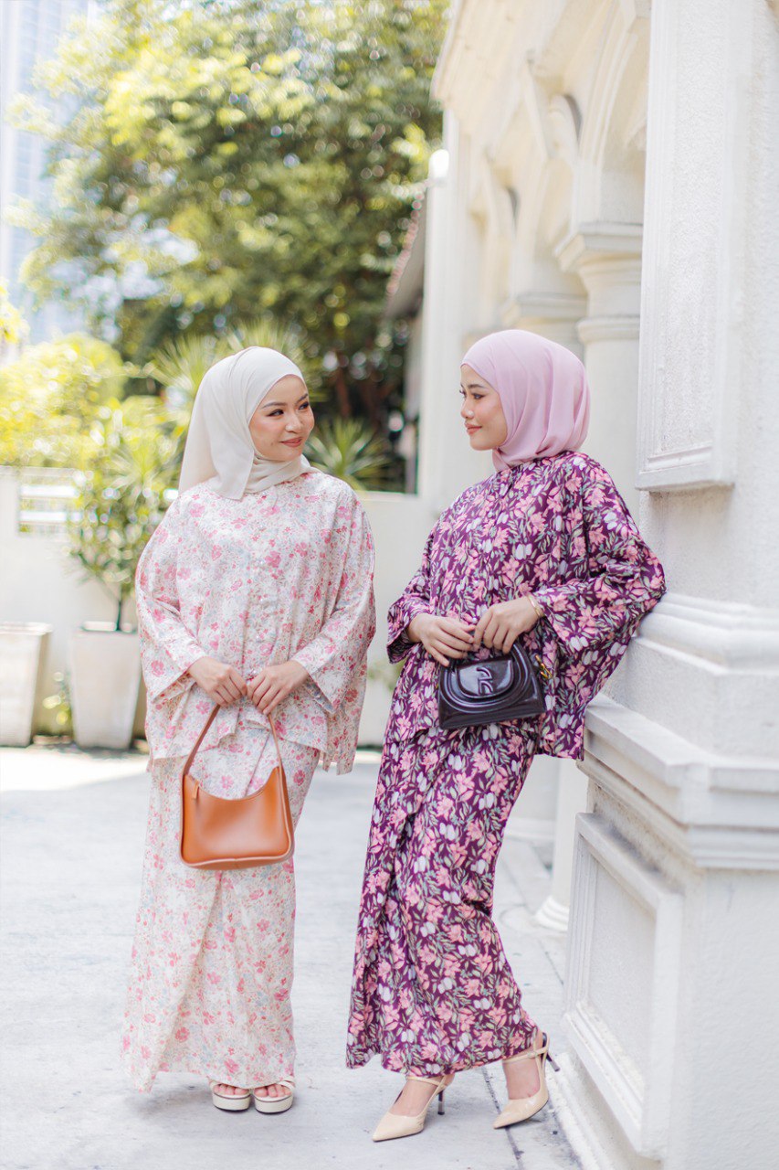 Kurung Dahlia (Preorder)