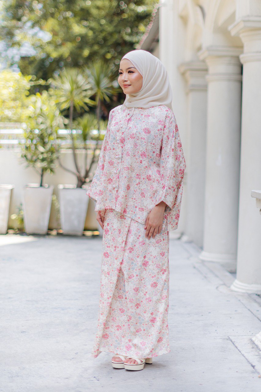 Kurung Dahlia (Preorder)