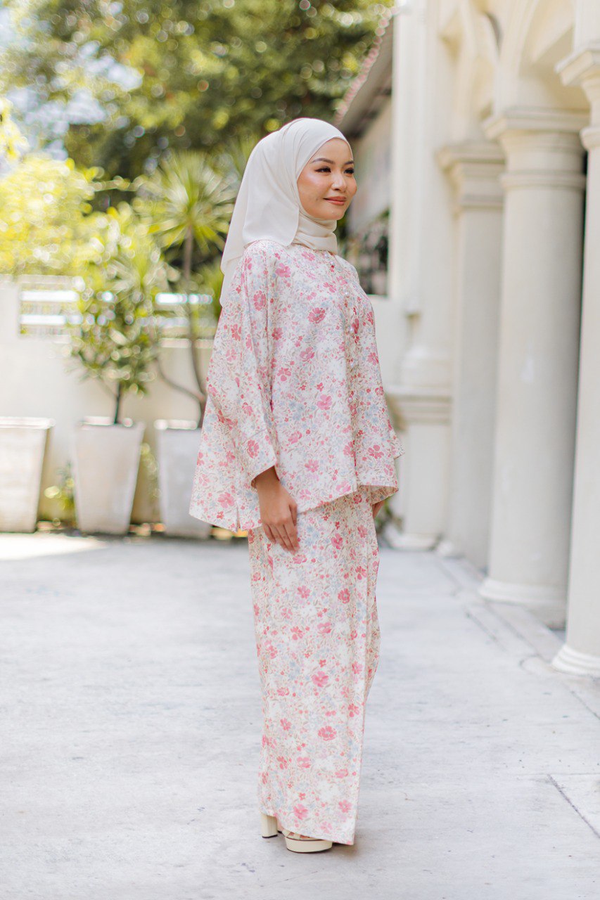 Kurung Dahlia (Preorder)