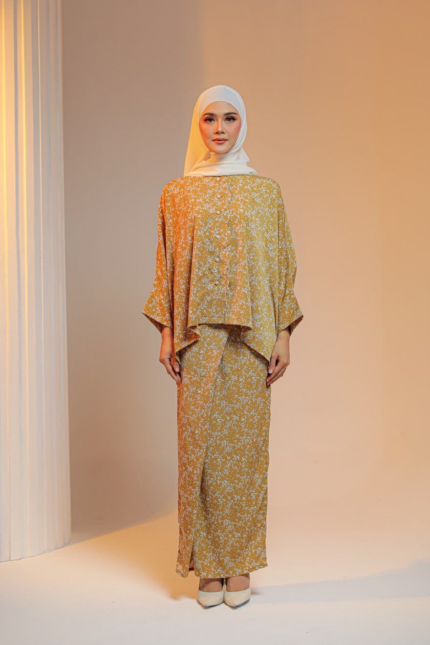 Kurung Dahlia (Preorder)