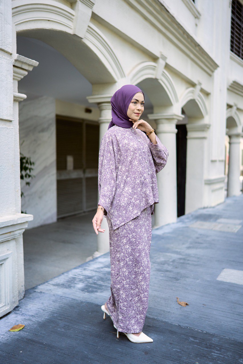 Kurung Dahlia (Preorder)