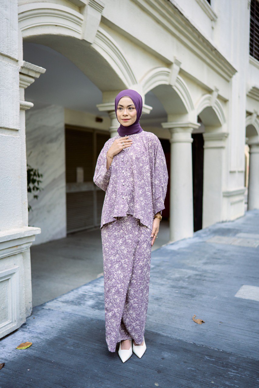 Kurung Dahlia (Preorder)