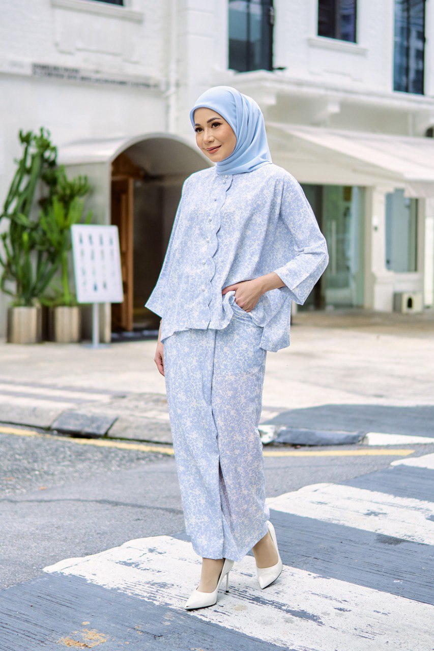 Kurung Dahlia (Preorder)