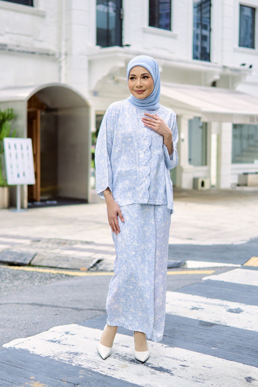 Kurung Dahlia (Preorder)