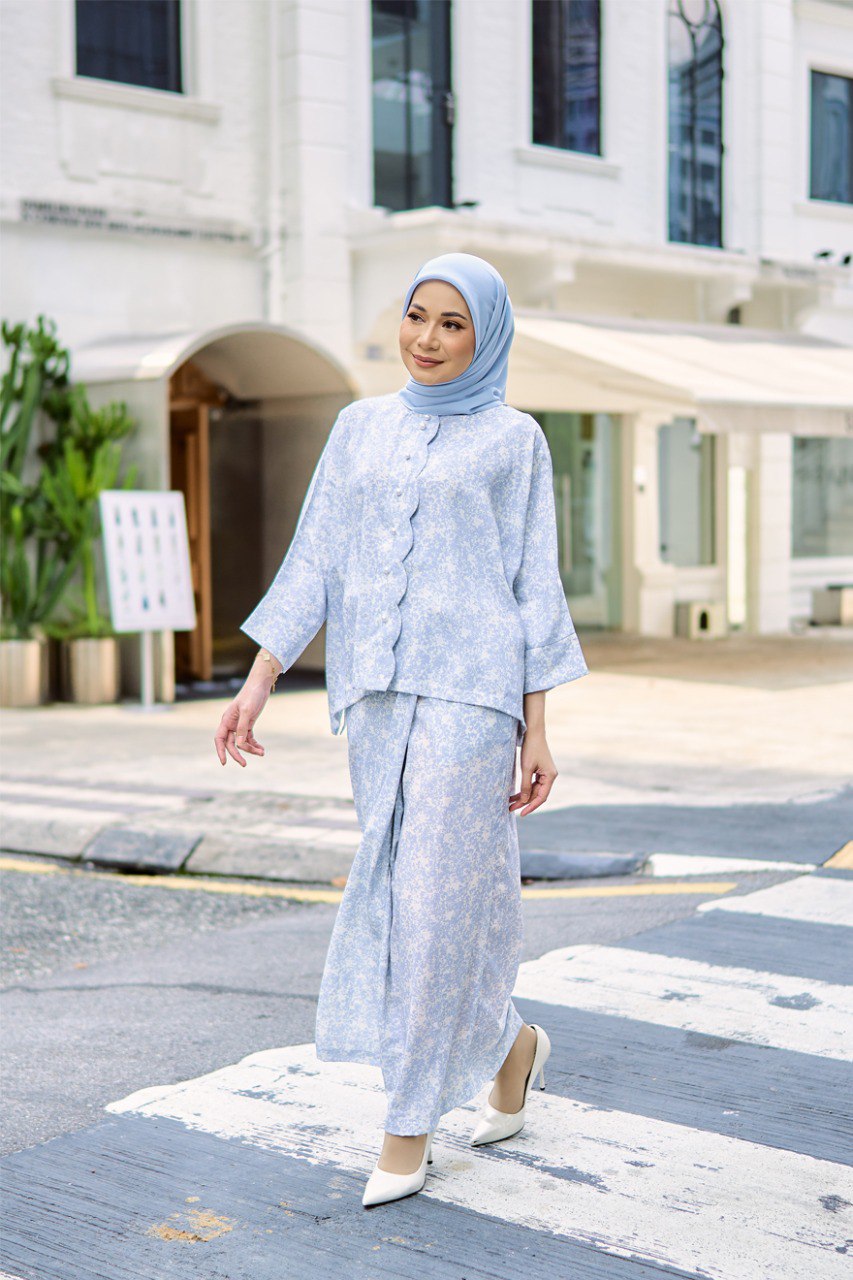 Kurung Dahlia (Preorder)